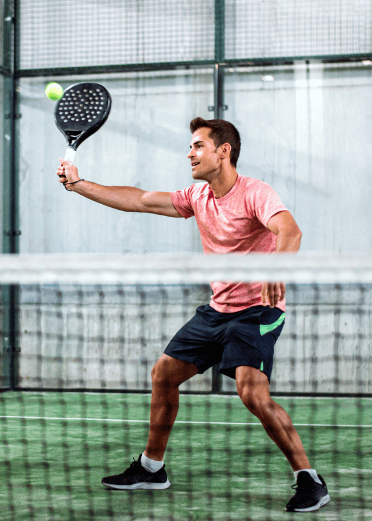 Best Mens Pickleball Outfits To Look Good on the Court